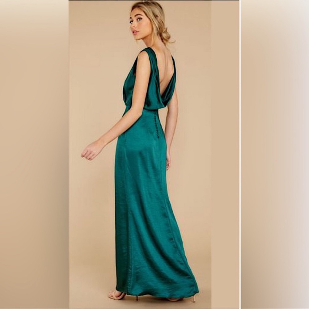 Red Dress New Era Emerald Green Maxi Dress / MEDIUM / Emerald Green / NWT